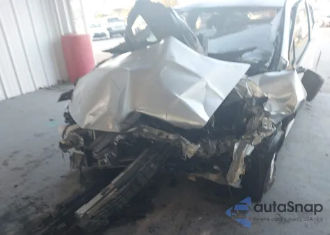 2010 Honda Insight Ex z USA, uszkodzony, nr VIN JHMZE2H77AS005397